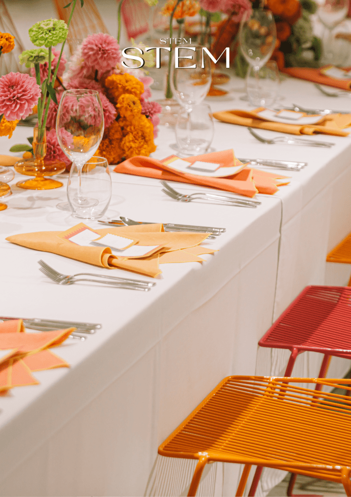 ICONIC 70S WEDDING FLORAL TRENDS